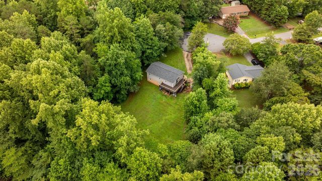 1172 Sunset Court, Conover, NC 28613
