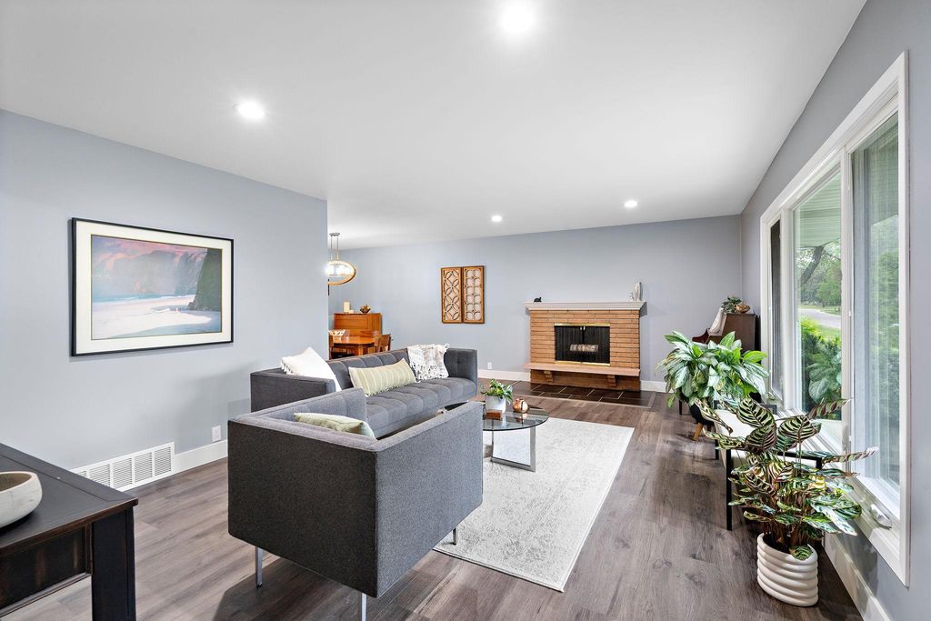 2125 Orkla Drive, Golden Valley, MN 55427 — photo 5