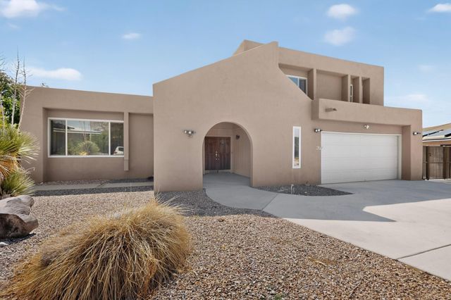 9616 Candle Lane NE, Albuquerque, NM 87111