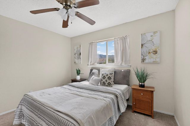 9616 Candle Lane NE, Albuquerque, NM 87111