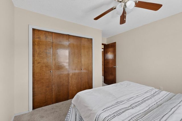 9616 Candle Lane NE, Albuquerque, NM 87111