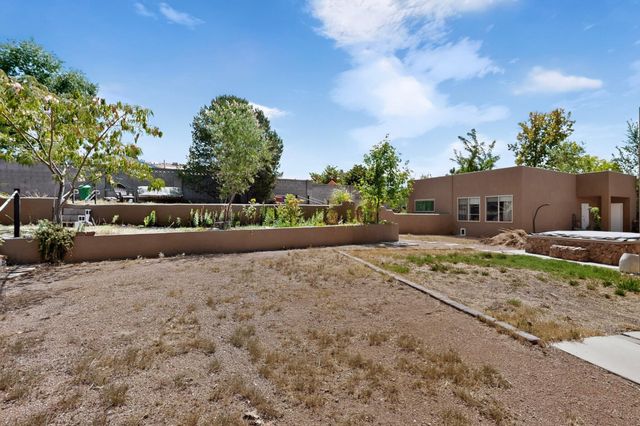 9616 Candle Lane NE, Albuquerque, NM 87111