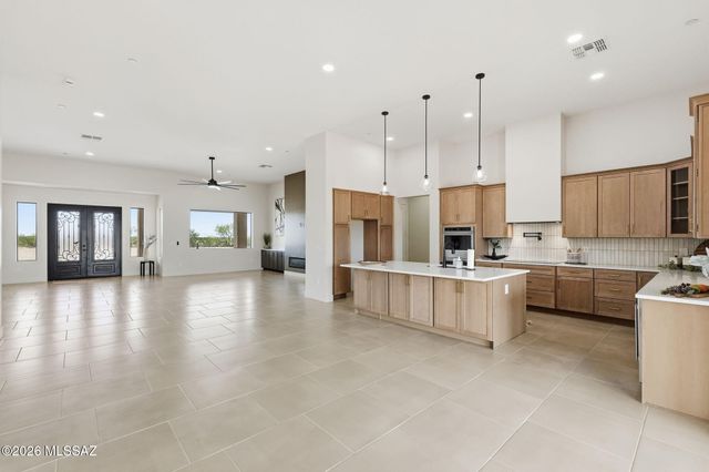 12167 E Los Reales Road, Tucson, AZ 85747