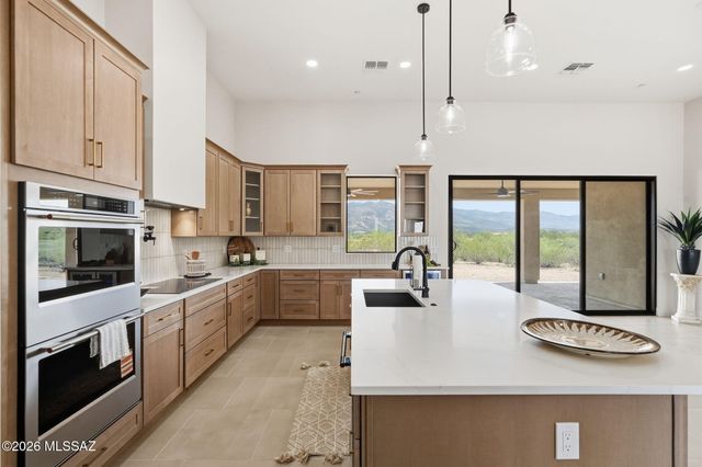 12167 E Los Reales Road, Tucson, AZ 85747