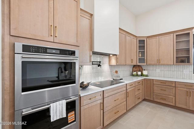 12167 E Los Reales Road, Tucson, AZ 85747