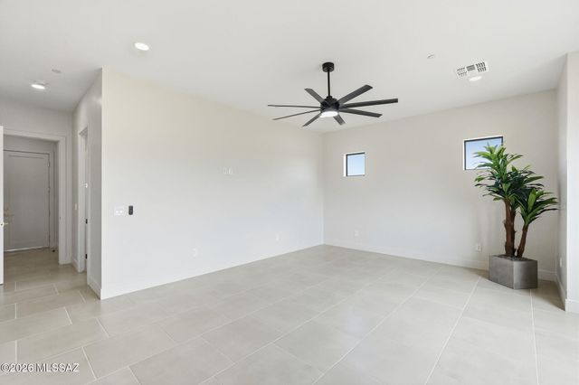 12167 E Los Reales Road, Tucson, AZ 85747