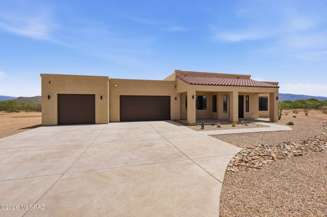 12167 E Los Reales Road, Tucson, AZ 85747