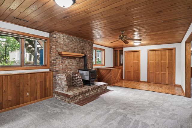23045 Plateau Drive, Lakeville, MN 55044