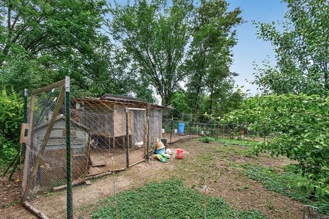 23045 Plateau Drive, Lakeville, MN 55044