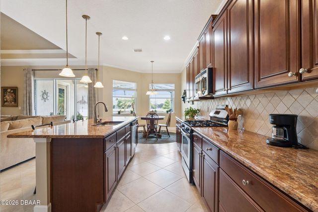 1129 Gardenshire Lane, Deland, FL 32724
