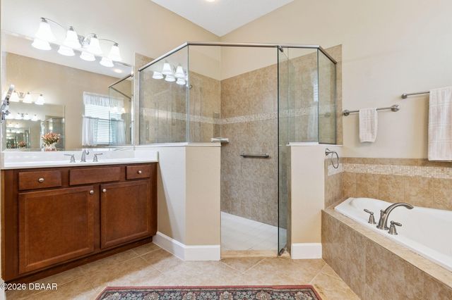 1129 Gardenshire Lane, Deland, FL 32724