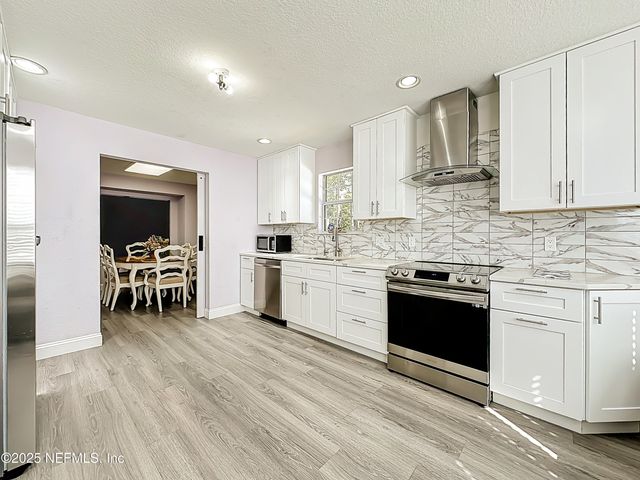 2638 STRATTON Road, Jacksonville, FL 32221