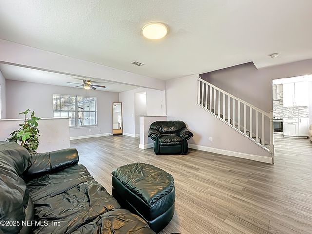 2638 STRATTON Road, Jacksonville, FL 32221