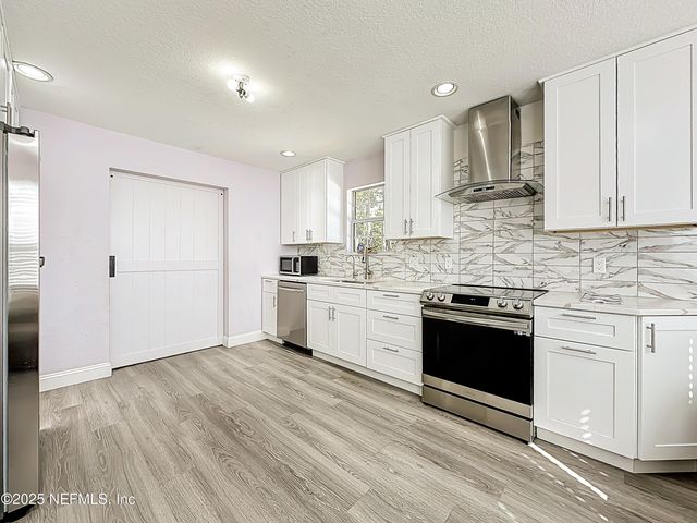 2638 STRATTON Road, Jacksonville, FL 32221