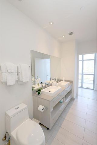 4010 S Ocean Dr R504, Hollywood, FL 33019