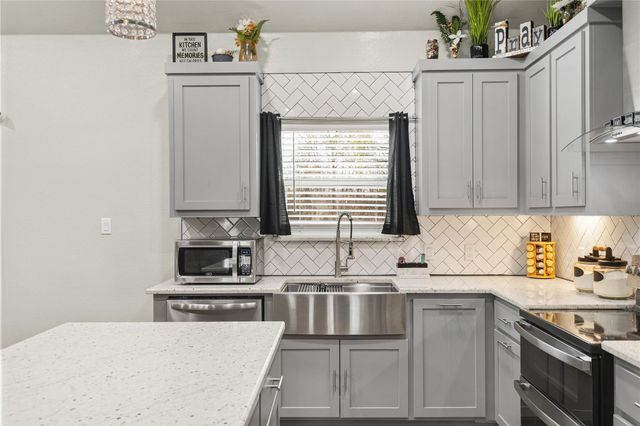 5012 Hickory Lane, College Station, TX 77845