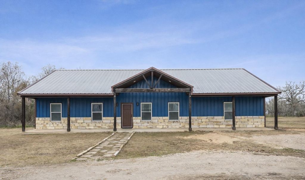 5012 Hickory Lane, College Station, TX 77845