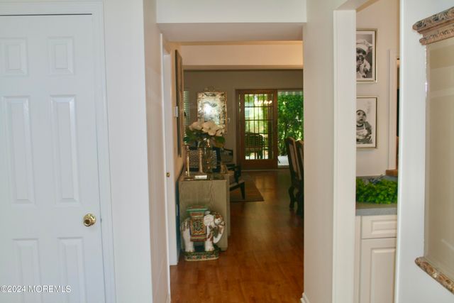 16 Apple Drive, Spring Lake Heights, NJ 07762