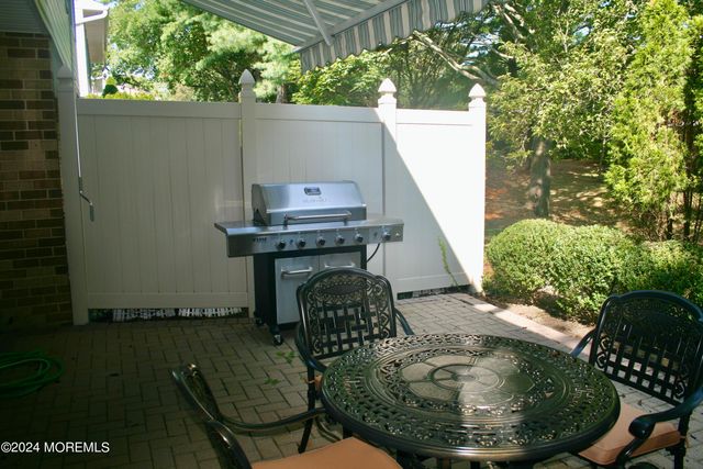 16 Apple Drive, Spring Lake Heights, NJ 07762