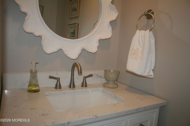 16 Apple Drive, Spring Lake Heights, NJ 07762