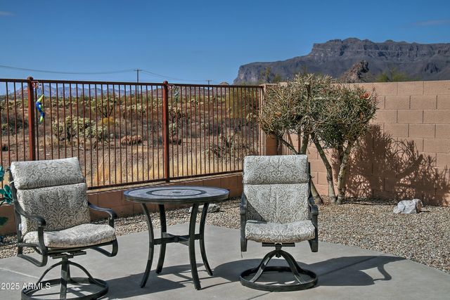 8176 S PIONEER Court, Gold Canyon, AZ 85118