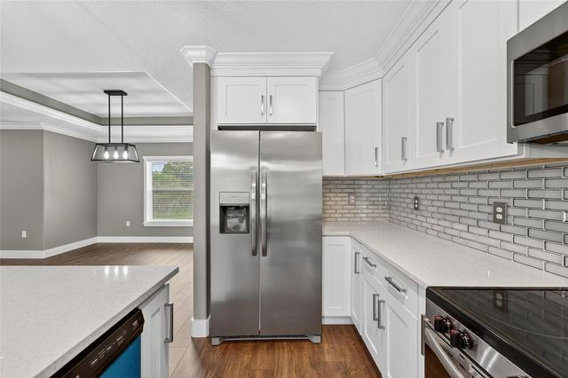 6010 SUNDOWN DR, Dade City, FL 33523