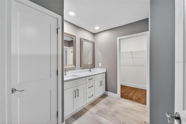 6010 SUNDOWN DR, Dade City, FL 33523