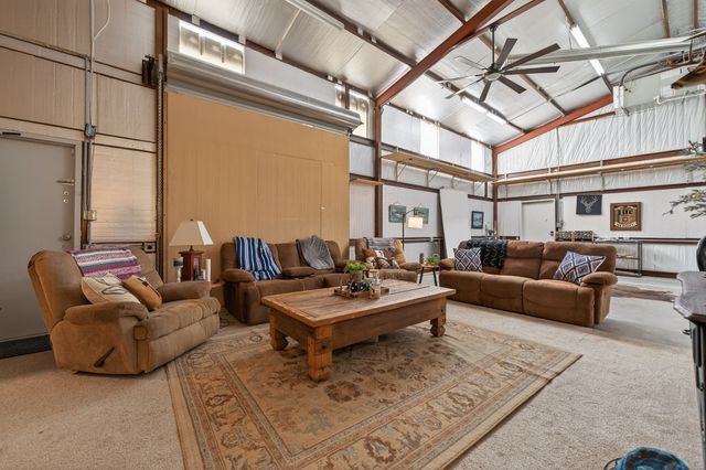 6938 County Road 3512, Quinlan, TX 75474