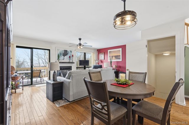 8 Hudson Watch Drive, Ossining, NY 10562