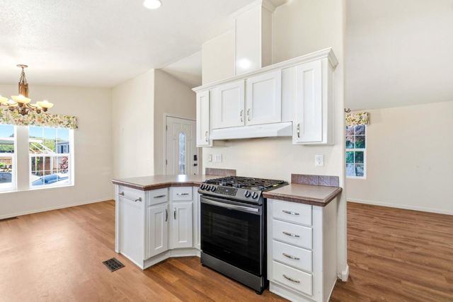 13422 Agua Caliente 212, Castroville, CA 95012