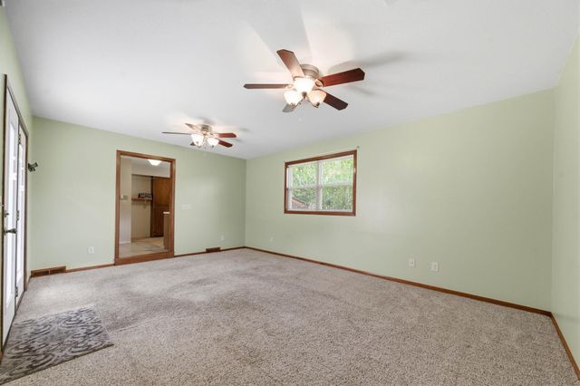 836 N Kessler St, Wichita, KS 67203
