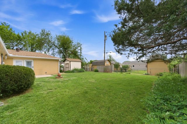 836 N Kessler St, Wichita, KS 67203