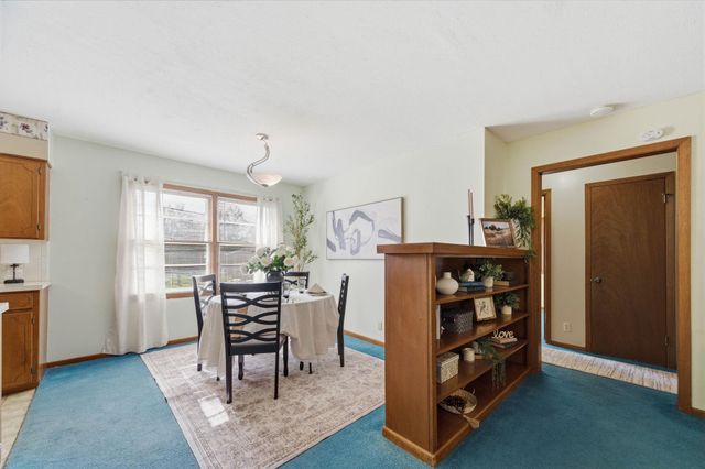 836 N Kessler St, Wichita, KS 67203