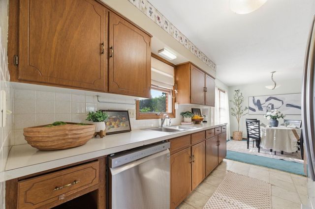 836 N Kessler St, Wichita, KS 67203