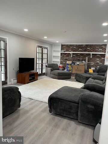 112 BRICK AVE, Lanoka Harbor, NJ 08734