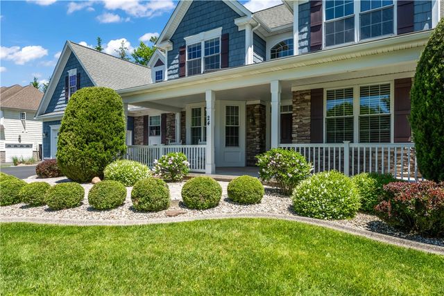 24 Whisper Creek Court, Greece, NY 14626