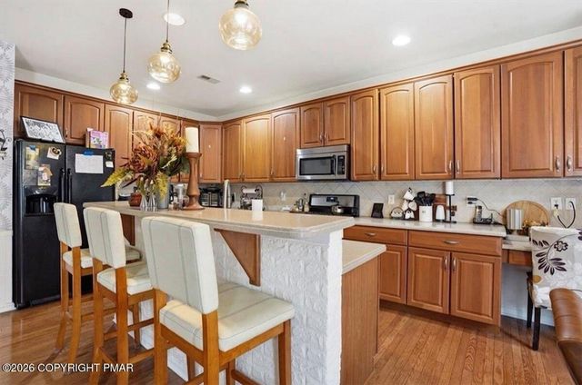 1745 Big Ridge Drive, East Stroudsburg, PA 18302