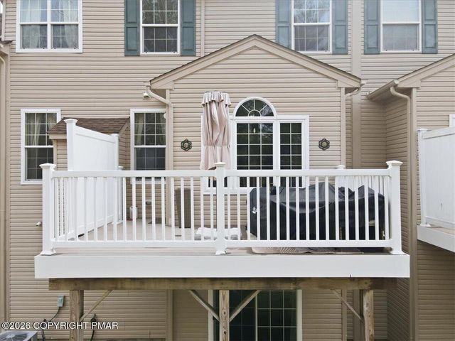 1745 Big Ridge Drive, East Stroudsburg, PA 18302