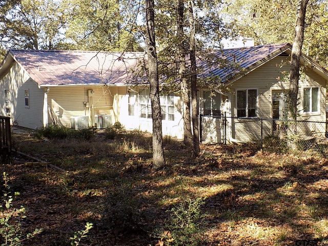 111 Laurel Lane, Holly Lake Ranch, TX 75765