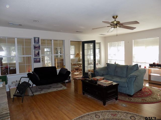 111 Laurel Lane, Holly Lake Ranch, TX 75765