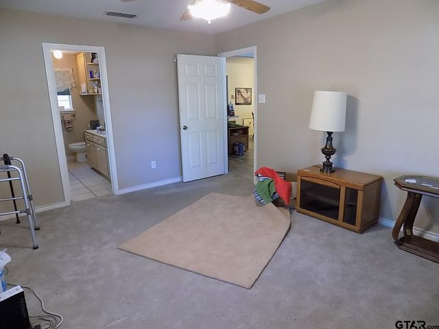 111 Laurel Lane, Holly Lake Ranch, TX 75765