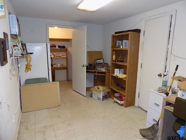 111 Laurel Lane, Holly Lake Ranch, TX 75765