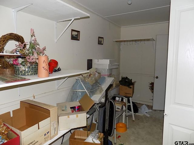 111 Laurel Lane, Holly Lake Ranch, TX 75765