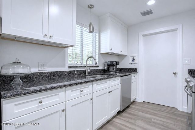 889 Levitt Parkway, Rockledge, FL 32955