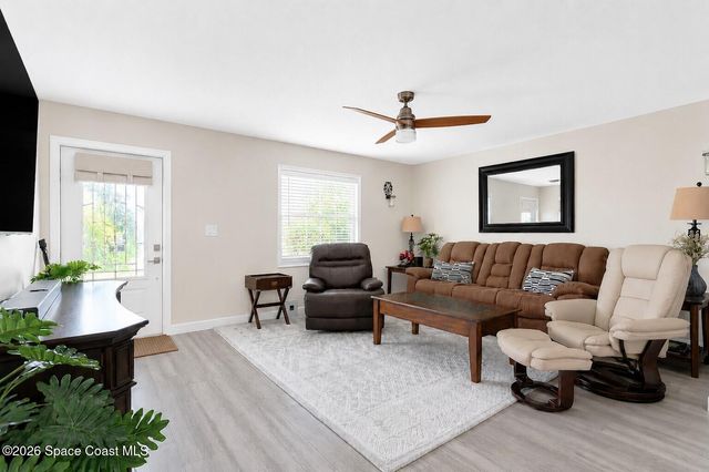 889 Levitt Parkway, Rockledge, FL 32955