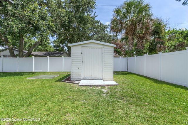 889 Levitt Parkway, Rockledge, FL 32955