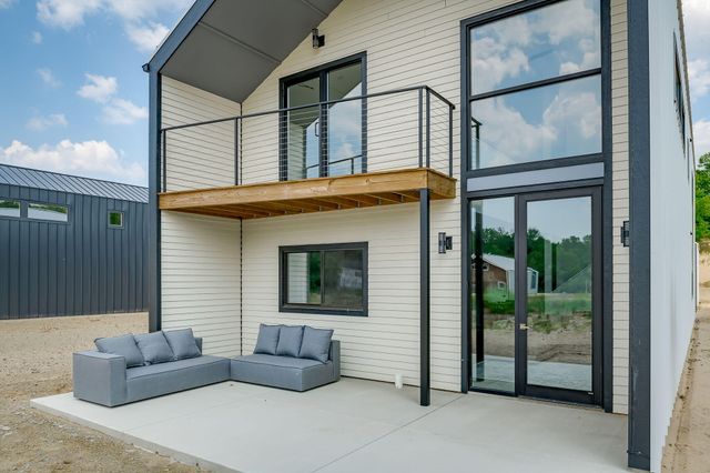 7400 Lake Solis Drive, Stevensville, MI 49127