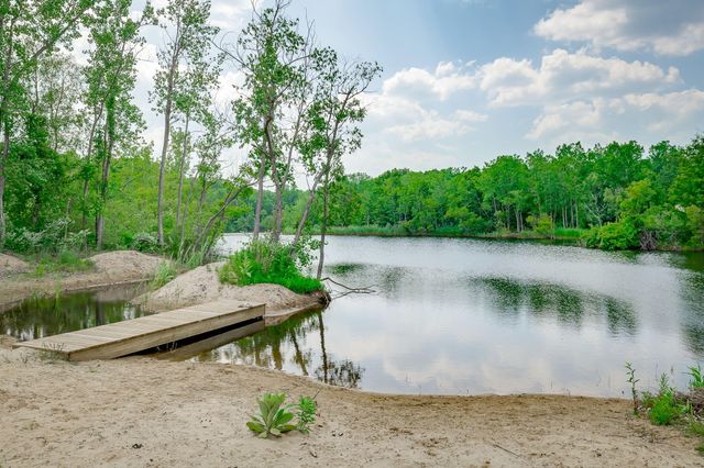7400 Lake Solis Drive, Stevensville, MI 49127