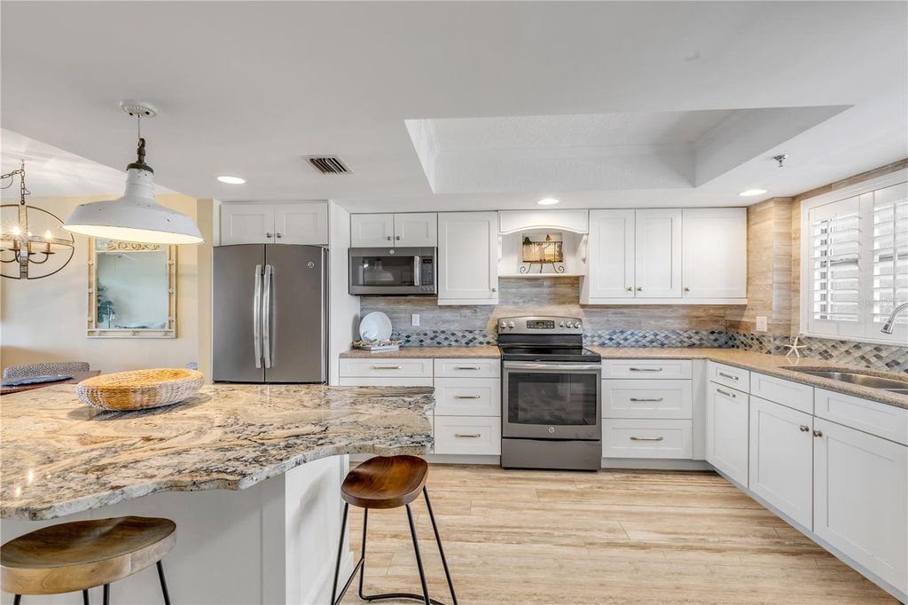 Image 4 of property listing at 5499 S ATLANTIC AVENUE 1004, New Smyrna Beach, FL 32169