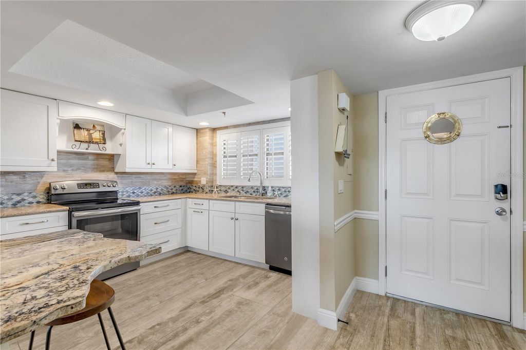 Image 6 of property listing at 5499 S ATLANTIC AVENUE 1004, New Smyrna Beach, FL 32169